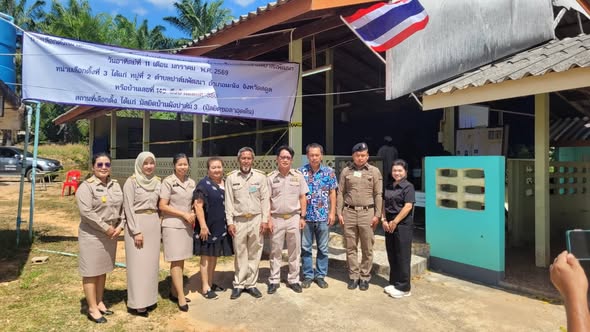 ร่วมลงพื้นตรวจเยี่ยมหน่วยเลือกตั้งในพื้นที่ตำบลปาล์มพัฒนา รวม 11 หน่วยเลือกตั้ง
